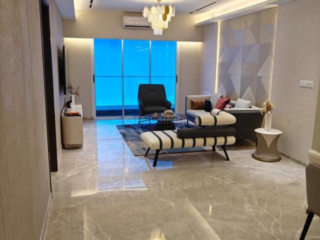 2 BHK Apartment in Mahim for resale Mumbai. The reference number is 19779105