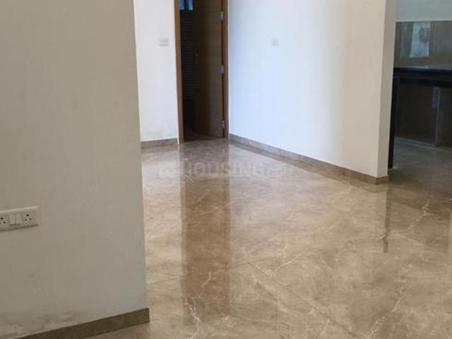 2 BHK Apartment in Mahim for resale Mumbai. The reference number is 20140726