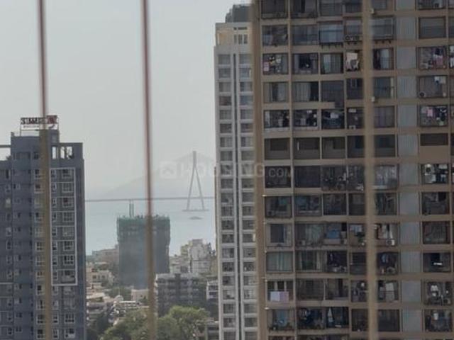 2 BHK Apartment in Mahim for resale Mumbai. The reference number is 20160431