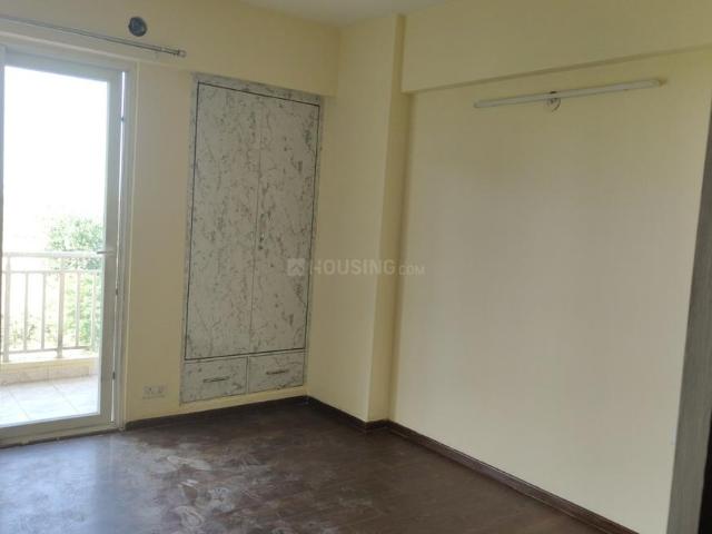 2 BHK Apartment in Mahurali for rent Ghaziabad. The reference number is 20137739