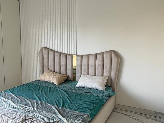 2 BHK Apartment in Mahurali for resale Ghaziabad. The reference number is 19978765