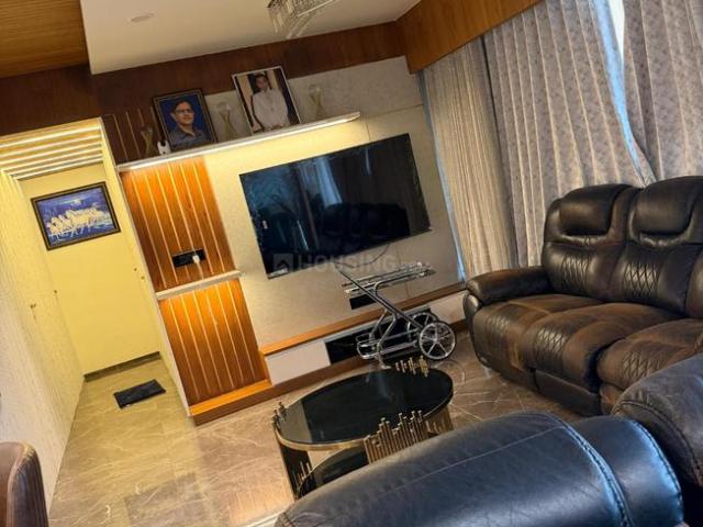 2 BHK Apartment in Makarba for rent Ahmedabad. The reference number is 19661882