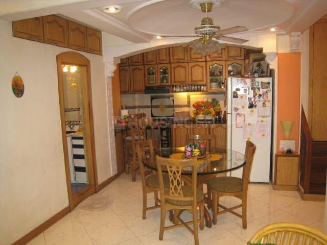 2 BHK Apartment in Malabar Hill for rent Mumbai. The reference number is 20569942