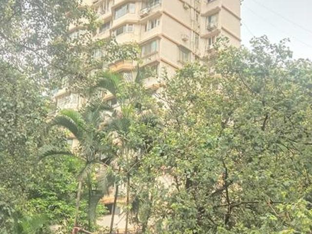 2 BHK Apartment in Malabar Hill for resale Mumbai. The reference number is 12359502