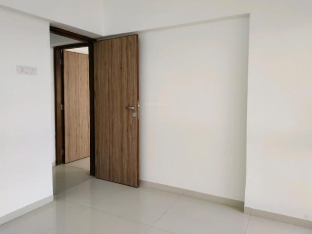 2 BHK Apartment in Malad East for rent Mumbai. The reference number is 16695959