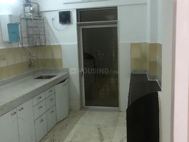 2 BHK Apartment in Malad East for rent Mumbai. The reference number is 17560536