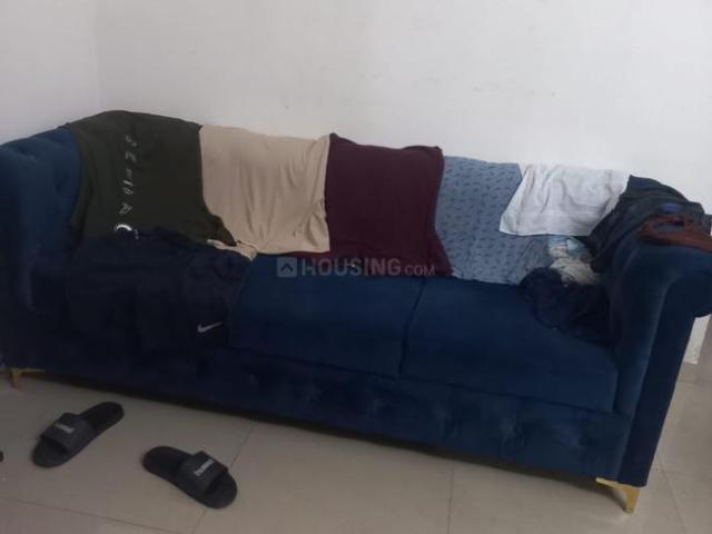 2 BHK Apartment in Malad East for rent Mumbai. The reference number is 18604875