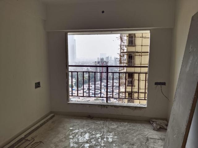2 BHK Apartment in Malad East for rent Mumbai. The reference number is 18921313