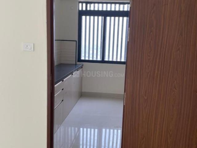 2 BHK Apartment in Malad East for rent Mumbai. The reference number is 18948410
