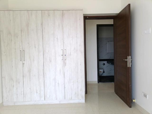 2 BHK Apartment in Malad East for rent Mumbai. The reference number is 19756019