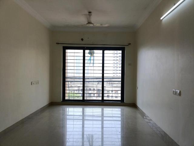 2 BHK Apartment in Malad East for rent Mumbai. The reference number is 19756065