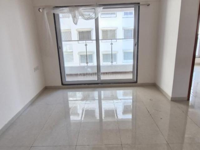2 BHK Apartment in Malad East for rent Mumbai. The reference number is 19910417