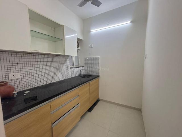 2 BHK Apartment in Malad East for rent Mumbai. The reference number is 19910667