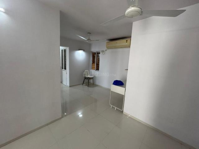2 BHK Apartment in Malad East for rent Mumbai. The reference number is 19016611