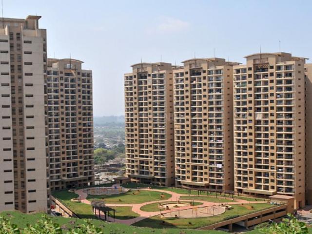 2 BHK Apartment in Malad East for rent Mumbai. The reference number is 19017690