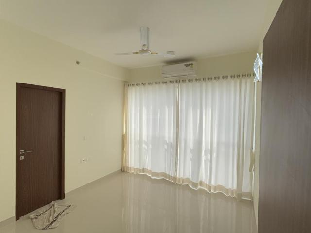 2 BHK Apartment in Malad East for rent Mumbai. The reference number is 20414978