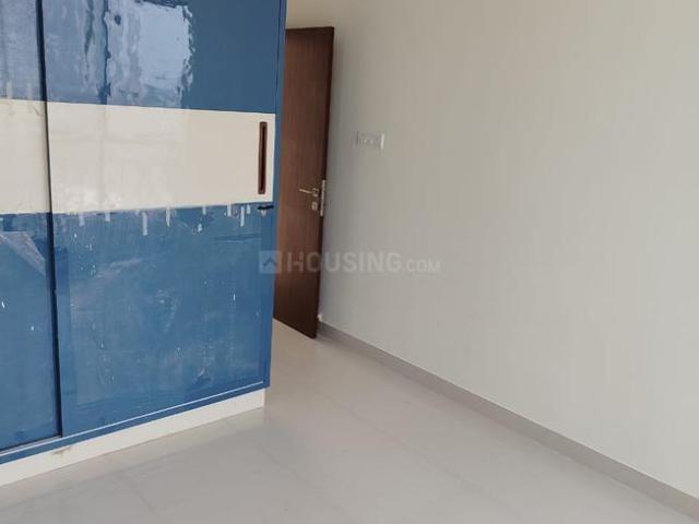 2 BHK Apartment in Malad East for rent Mumbai. The reference number is 20703856