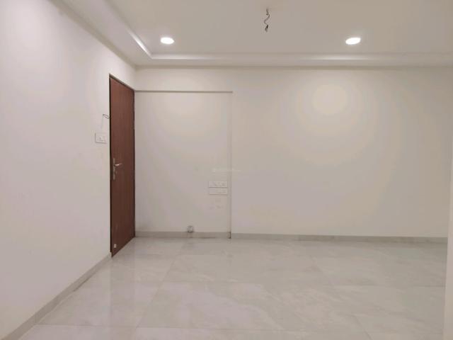 2 BHK Apartment in Malad East for rent Mumbai. The reference number is 20751918