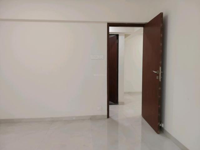 2 BHK Apartment in Malad East for rent Mumbai. The reference number is 20751961