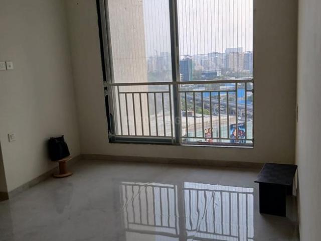 2 BHK Apartment in Malad East for rent Mumbai. The reference number is 20800970