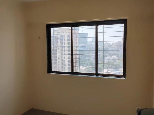 2 BHK Apartment in Malad East for rent Mumbai. The reference number is 20116122
