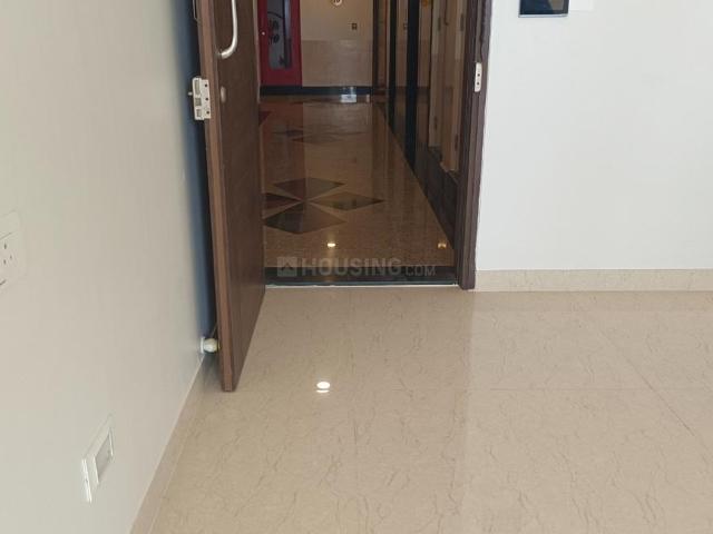 2 BHK Apartment in Malad East for rent Mumbai. The reference number is 20198516