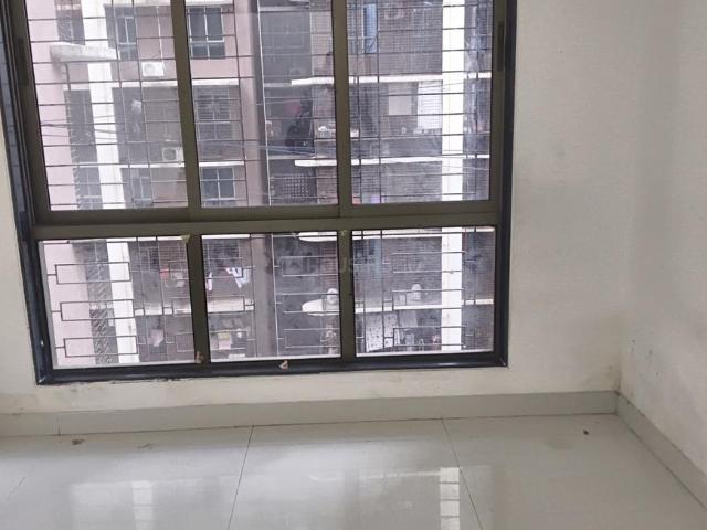 2 BHK Apartment in Malad East for rent Mumbai. The reference number is 20270602