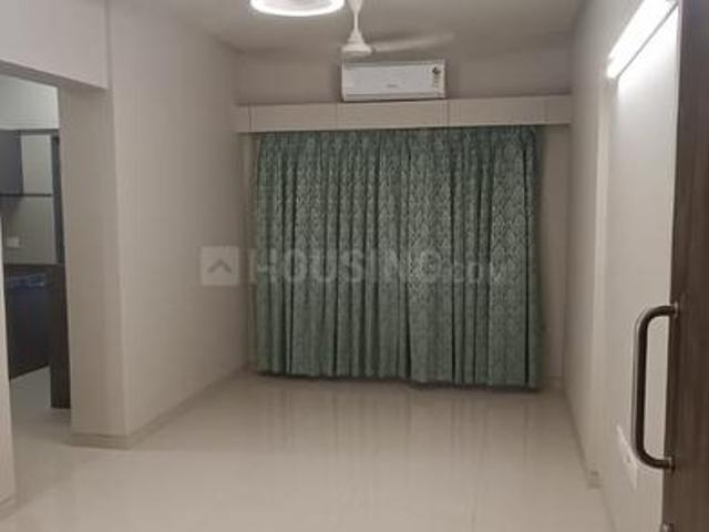 2 BHK Apartment in Malad East for rent Mumbai. The reference number is 20284340