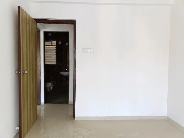 2 BHK Apartment in Malad East for rent Mumbai. The reference number is 20291036