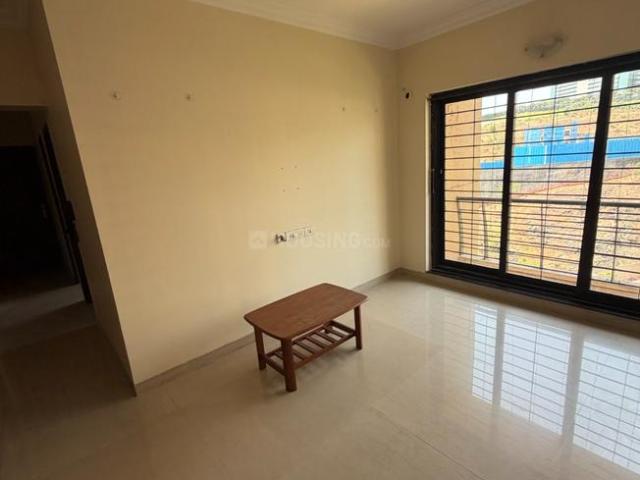 2 BHK Apartment in Malad East for rent Mumbai. The reference number is 20350453