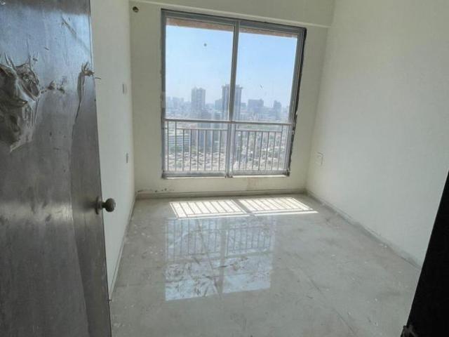 2 BHK Apartment in Malad East for rent Mumbai. The reference number is 20357571