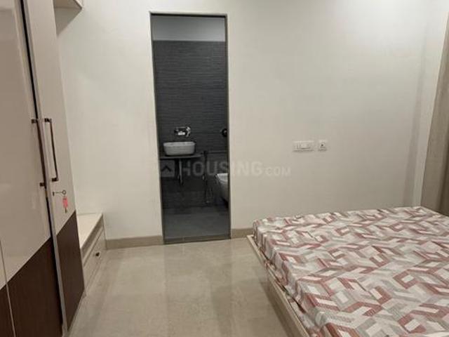 2 BHK Apartment in Malad East for resale Mumbai. The reference number is 17211647
