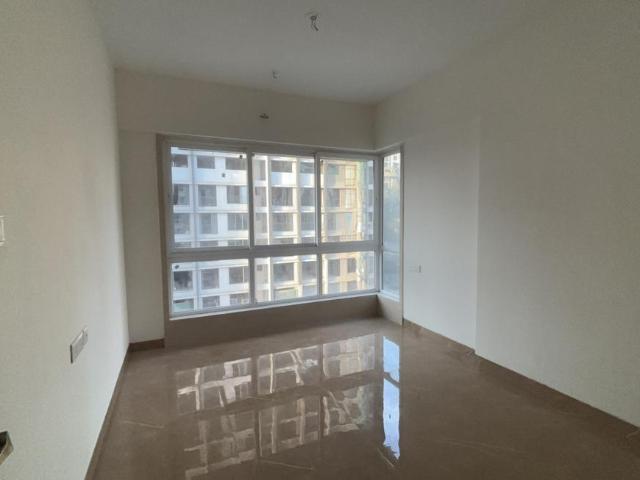 2 BHK Apartment in Malad East for resale Mumbai. The reference number is 17388562