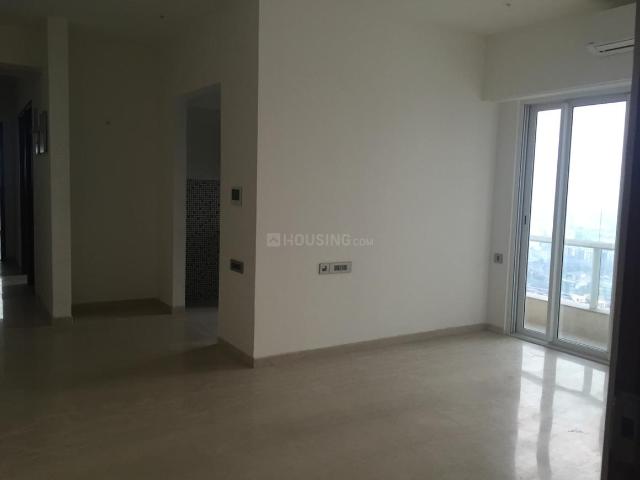 2 BHK Apartment in Malad East for resale Mumbai. The reference number is 17752885