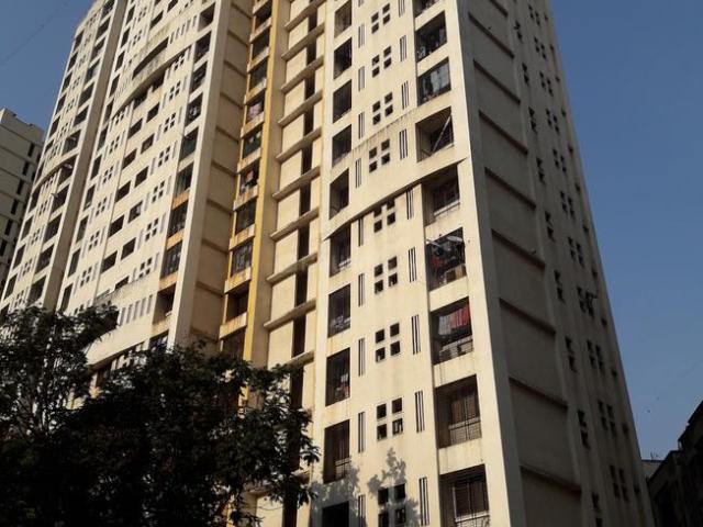 2 BHK Apartment in Malad East for resale Mumbai. The reference number is 17778946
