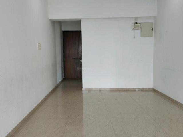 2 BHK Apartment in Malad East for resale Mumbai. The reference number is 18967454