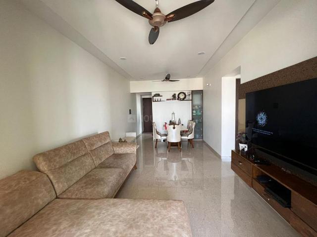 2 BHK Apartment in Malad East for resale Mumbai. The reference number is 19548784