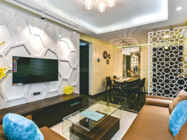 2 BHK Apartment in Malad East for resale Mumbai. The reference number is 19596055