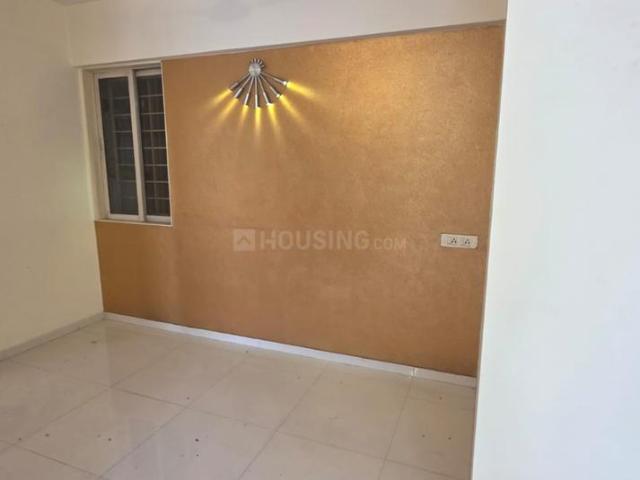 2 BHK Apartment in Malad East for resale Mumbai. The reference number is 20177818