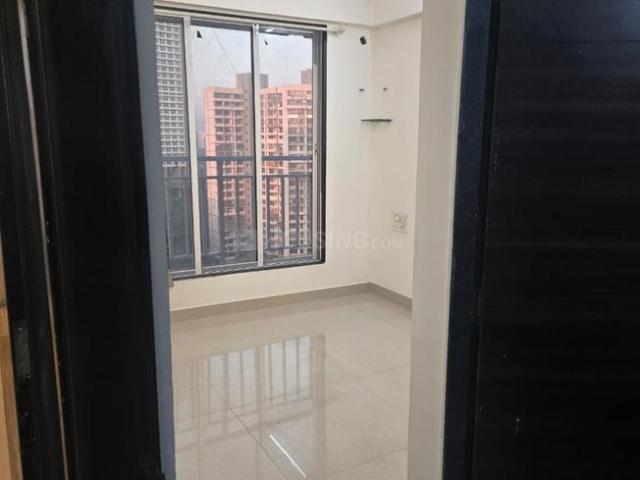 2 BHK Apartment in Malad East for resale Mumbai. The reference number is 20122264