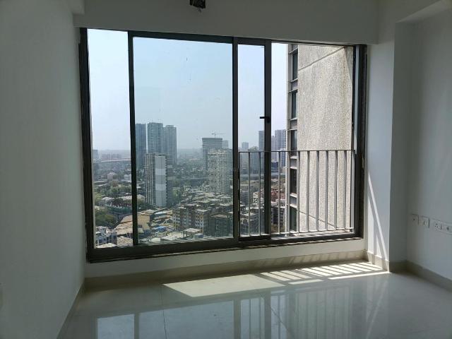 2 BHK Apartment in Malad East for resale Mumbai. The reference number is 20129894