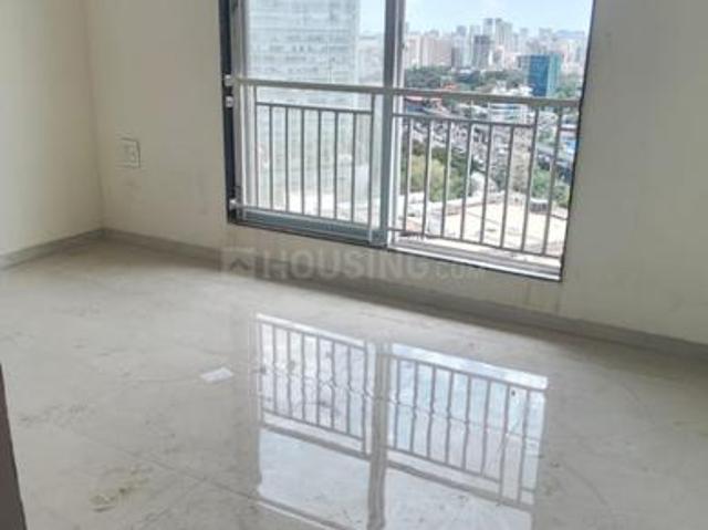 2 BHK Apartment in Malad East for resale Mumbai. The reference number is 20392178