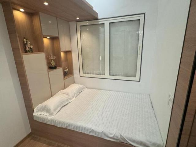 2 BHK Apartment in Malad East for resale Mumbai. The reference number is 20440563