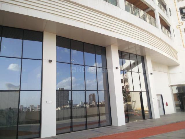 2 BHK Apartment in Malad East for resale Western Suburbs. The reference number is 15923149