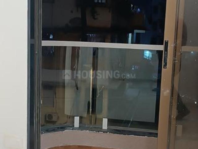 2 BHK Apartment in Malad West for rent Mumbai. The reference number is 13026811