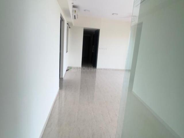 2 BHK Apartment in Malad West for rent Mumbai. The reference number is 17878948