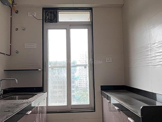 2 BHK Apartment in Malad West for rent Mumbai. The reference number is 17363555