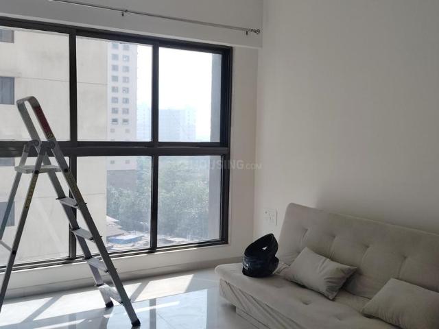 2 BHK Apartment in Malad West for rent Mumbai. The reference number is 17384054