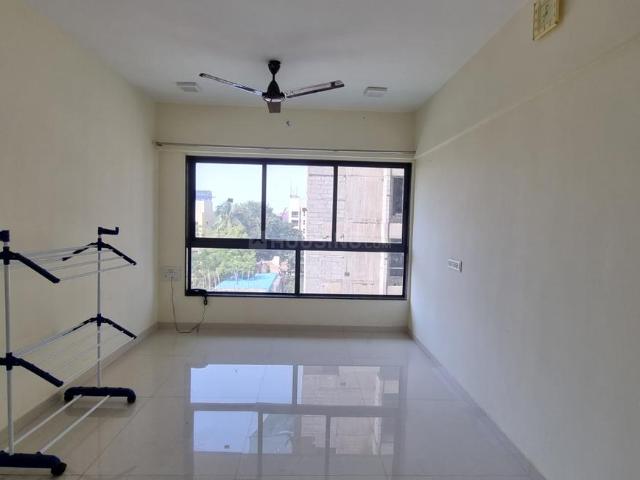 2 BHK Apartment in Malad West for rent Mumbai. The reference number is 18861855