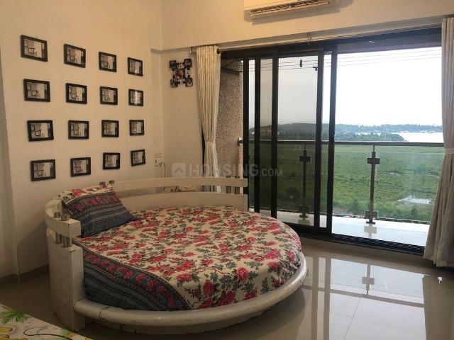 2 BHK Apartment in Malad West for rent Mumbai. The reference number is 19412596